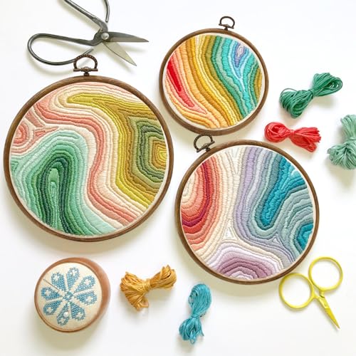 Image of Auvotuis 5Pcs Round Embroidery Hoop Set Imitated Wood Cross Stitch Hoop, Circle Display Frame for DIY Christmas Ornament, Art Craft Sewing (3 inch+4.33 inch+5.7 inch+7.5 inch+9 inch)