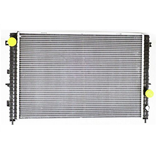 JSD B658 A/T M/T Radiator for 1999-2004 Land Rover Discovery with Sensor Hole (Manual & Auto Trans)