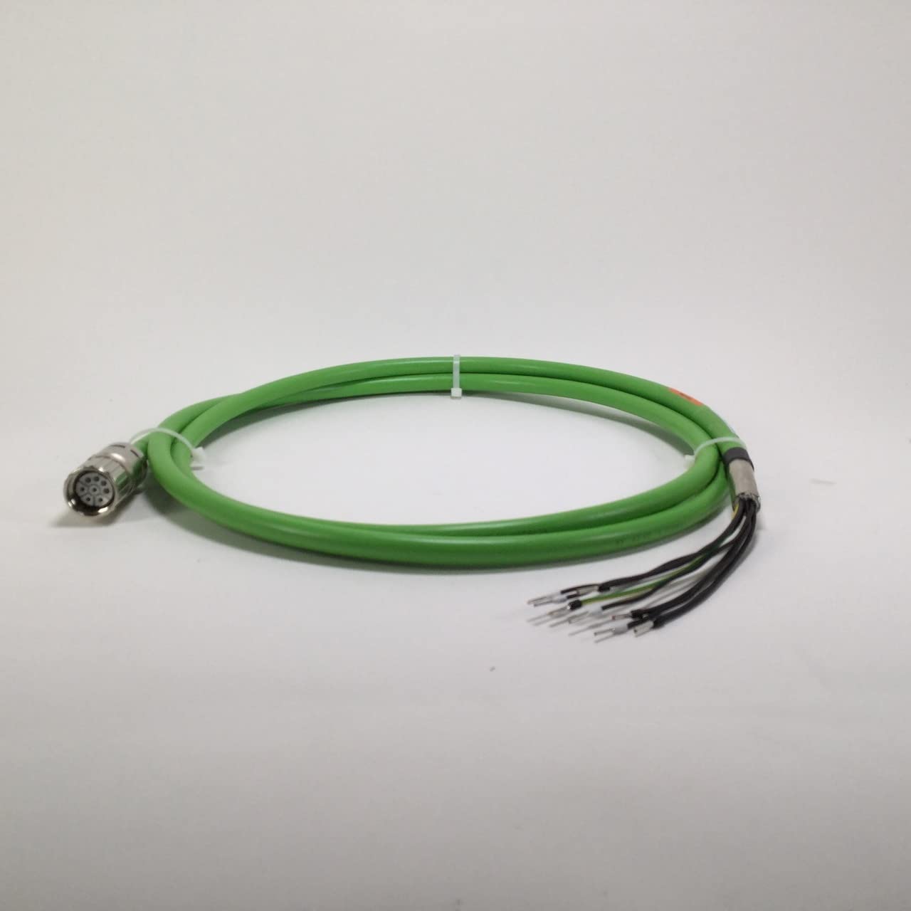 Câble Schneider VW3E1143R030 PacDrive 3 pour stopper les pertes de signal moteur 3m