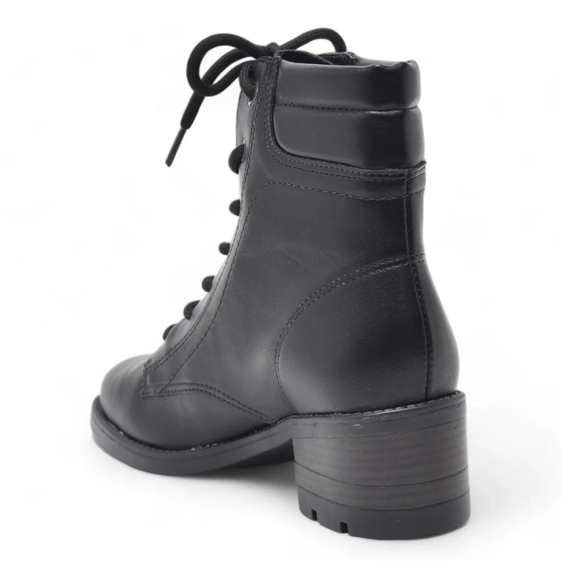 Bota Coturno Feminino Salto Tratorado Cadarço Via Marte em promoção! Veja a oferta e mais achadinhos de Botas 4 Hoje é o melhor dia para comprar Bota Coturno Feminino Salto Tratorado Cadarço Via Marte com aquele preço maroto! Promoção! Aproveite a oferta! 4