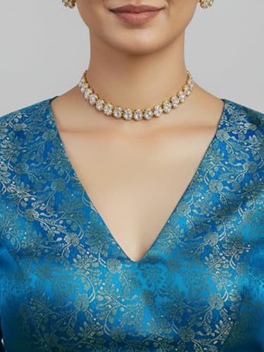 Image of Thevasa Women's Everyday Divine Depth V Neck Half Sleeves Blouse