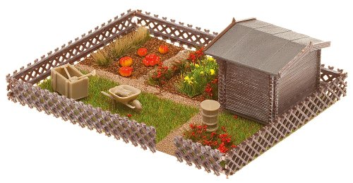 Faller FA180492 - Schrebergarten mit kleinemGartenhäuschen, 13.9 x 3.7 x 22.4 cm, Braun