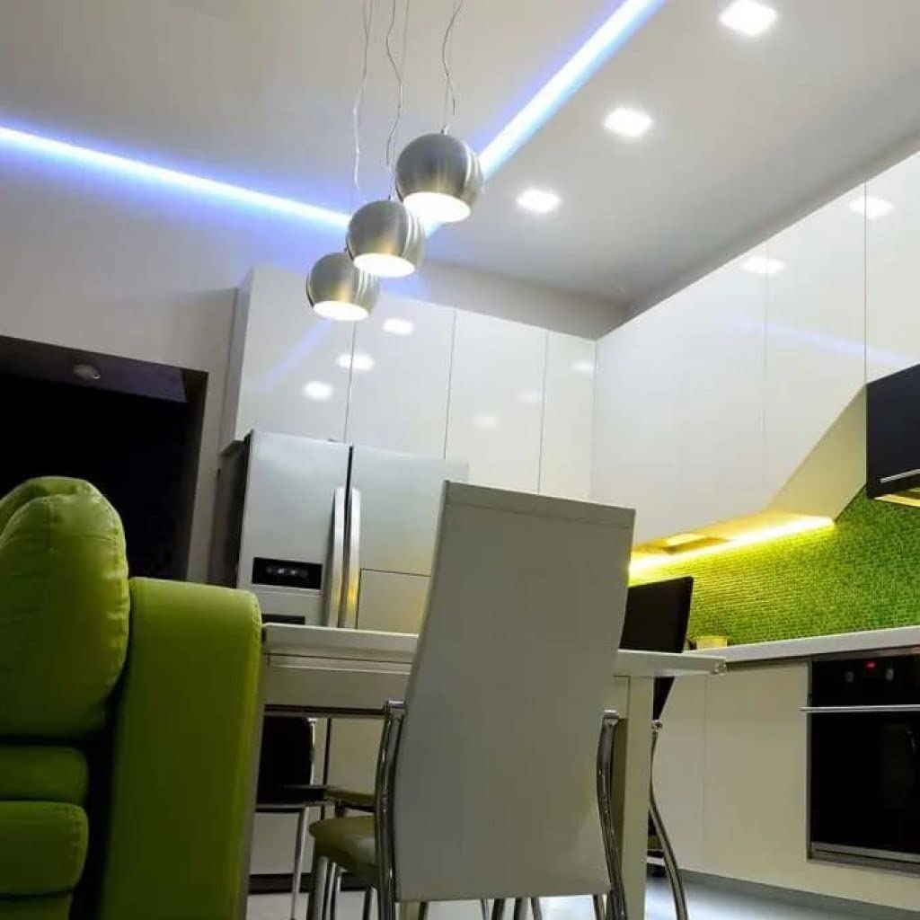 V-TAC Tira LED bobina de 10 metros 7,5 W por metro cinta luminosa SMD 2835 Color de la luz blanca cálida 3000 K para interior con tira adhesiva, alimentada a 24 V.