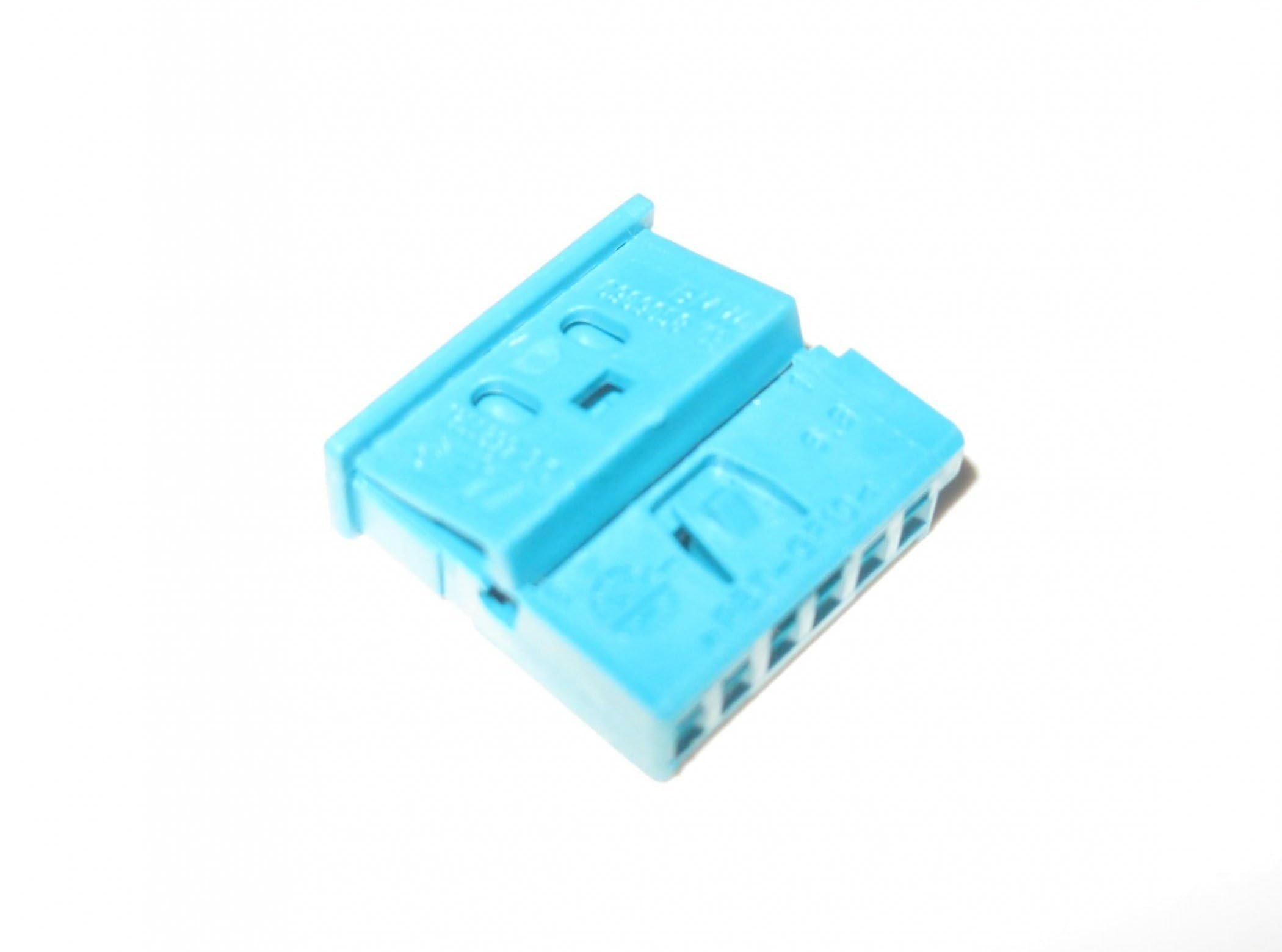 BMW Wiring Cable Plug Terminal Connector Housing 6-Pole 