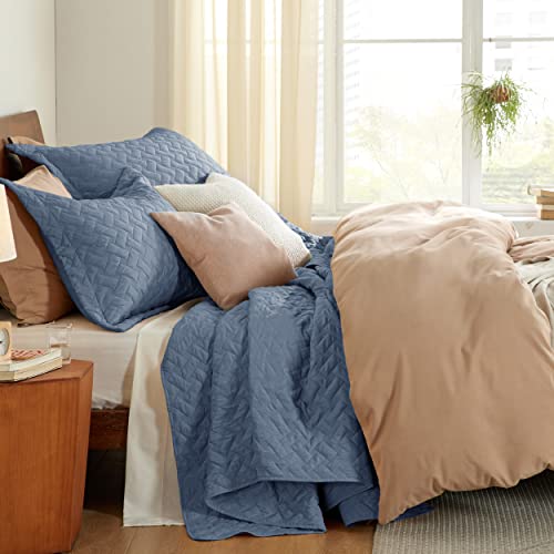 Image of Bedsure California King Quilts - Lightweight Bedspreads Cal King Size with Basket Weave Pattern, Soft Quilt Bedding Set, Mineral Blue Comforter Set Coverlet with 2 Pillow Shams (111 inch x 106 inch)