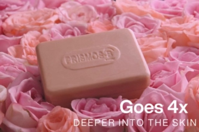 Buy Prismos Beauty Gluta Rosa Brightening Soap 125g | Glutathione, Rose  Petals & Fruit Extracts |Brightening, Gentle Cleansing, Anti-Tan &  Moisturizing Face & Body Soap Online at Low Prices in India -