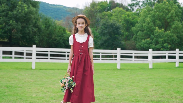 Disfraz de Princesa Medieval Renacentista para Niña 2 piezas miniatura 7