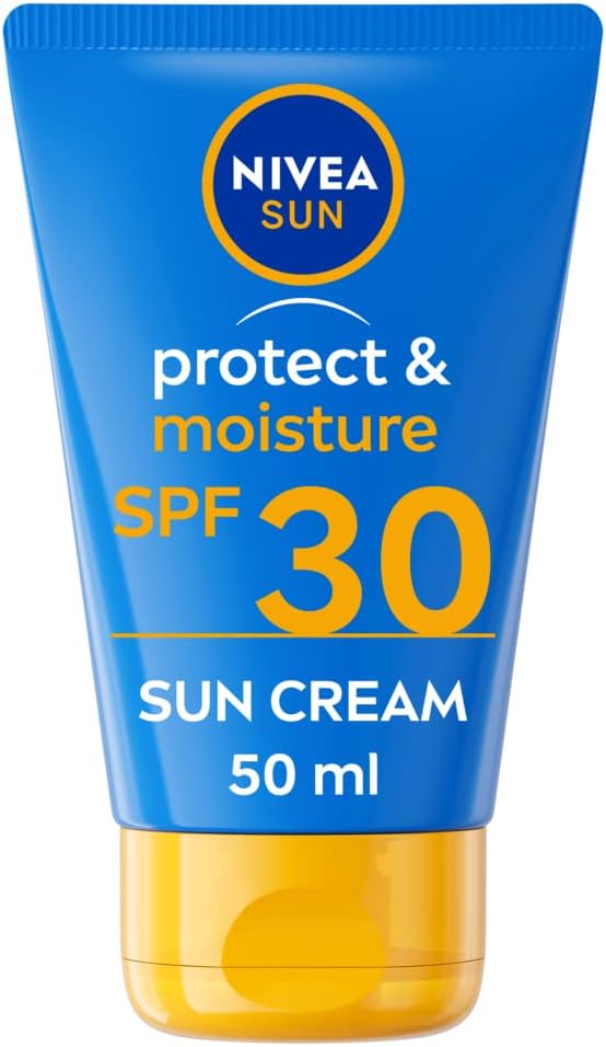 NIVEA SUN Protect and Moisture SPF 30 To Go Lotion (50ml), waterbestendige zonnebrandcrème, zakformaat zonnebrandcrème biedt onmiddellijke en effectieve UVA- + UVB-bescherming