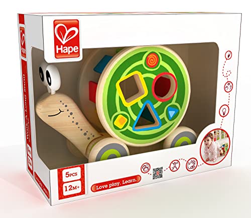 Hape Nachzieh-Schnecke - Nachziehspielzeug aus Holz, mit abnehmbarem Schneckenhaus und Buntem Formensortierer, Motorikspielzeug, fördert Bewegung, Koordination und erstes Rollenspiel, ab 12 Monaten