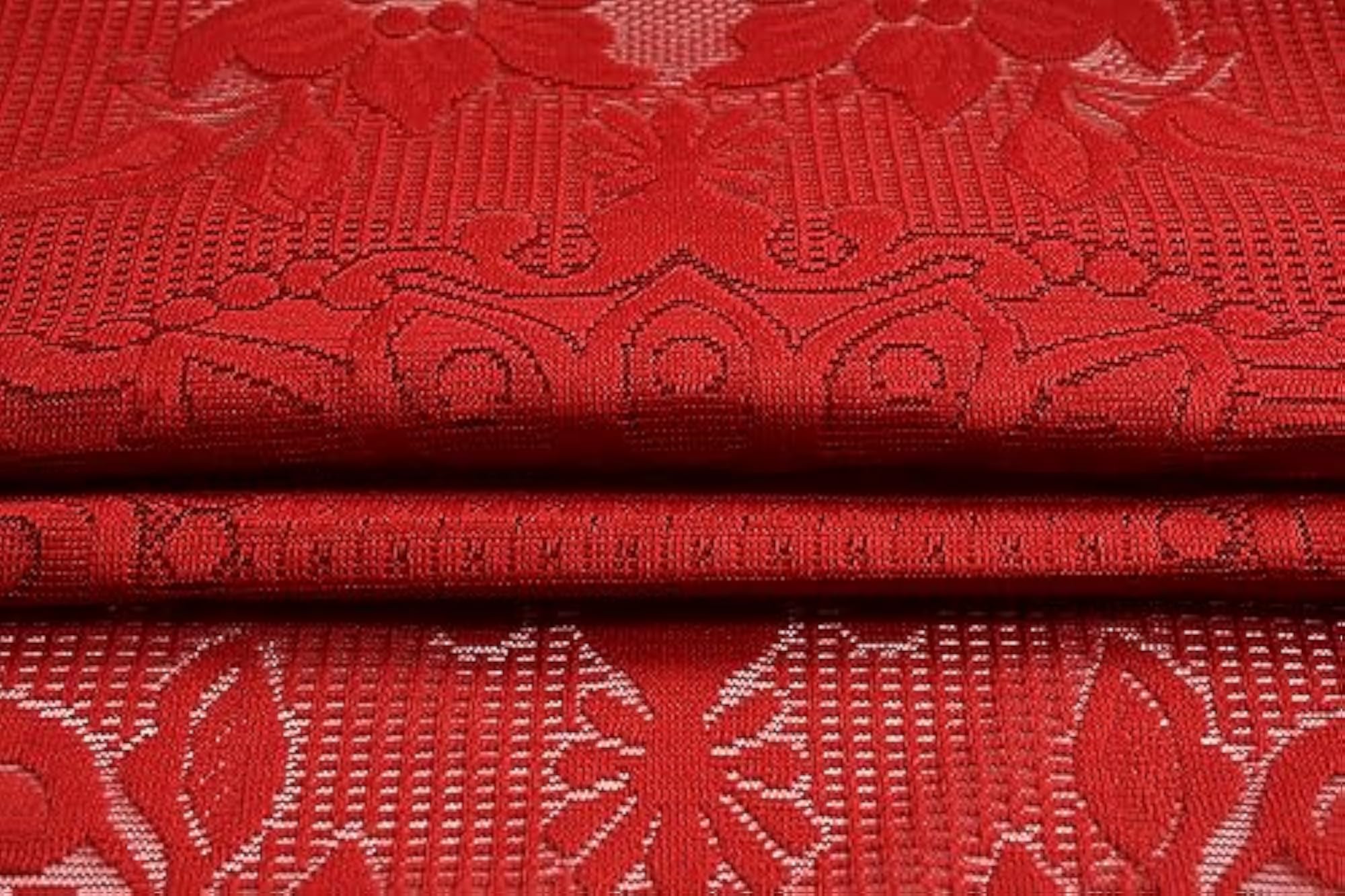Luxurious Maroon 2 Seater Center Table Cover, 40x40 Inch