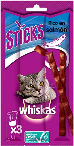 Whiskas Premios para Gatos en forma de Sticks, Sabor Salmón (Pack de 28 x 18g) Cover