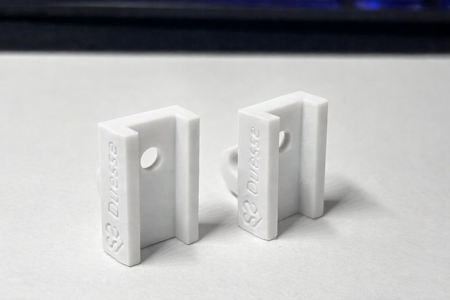Duesse Ganci per Zanzariere Scorrevoli Laterali Alta Resistenza Bianco Naturale Set da 2 Pezzi Compatibili con Sistemi IRS