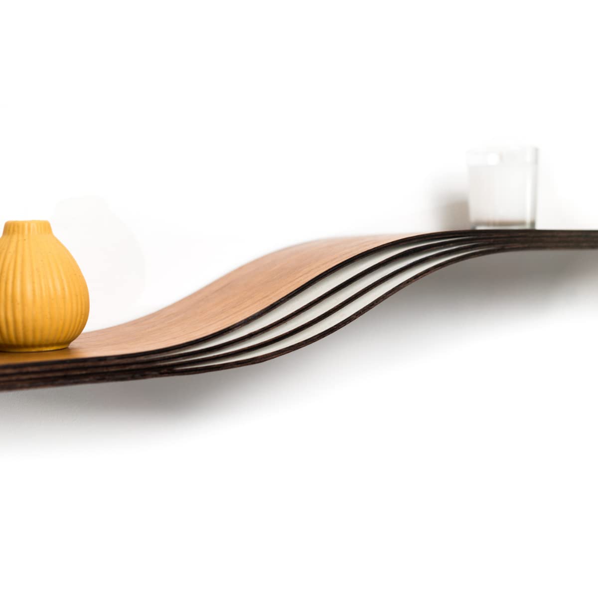 EWART WOODS Estante flotante de pared curvado de madera para colgar geométricos, estantes de madera modernos muebles hechos a mano (nogal, 95 cm)