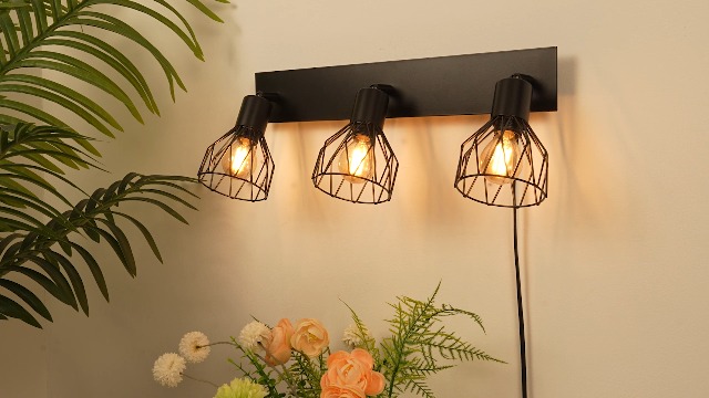 Wandleuchte Mit 2 Spots – Schwarz Mit Holzoptik, GU10 Fassung, Schwenkbar – Für Decke & Wand Im Schlafzimmer & Wohnzimmer