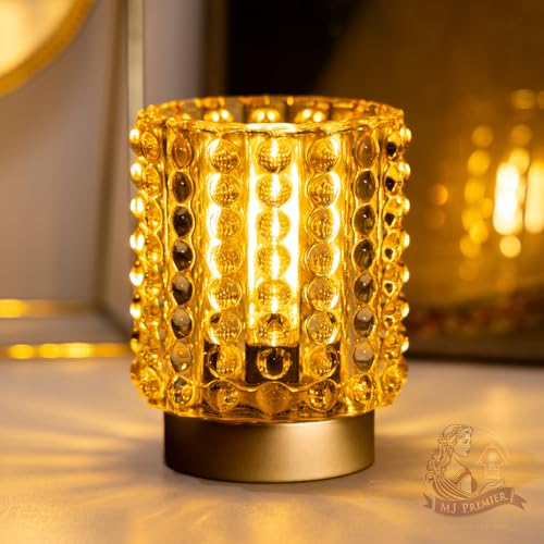 Luce delicata dell'ambiente: questa lampada decorativa emana una luce calda e rilassante. Le perle di cristallo rifrangono la luce in motivi incantevoli e creano un'atmosfera invitante con un fascino lussuoso, ideali per rilassarsi o trascorrere ore accoglienti