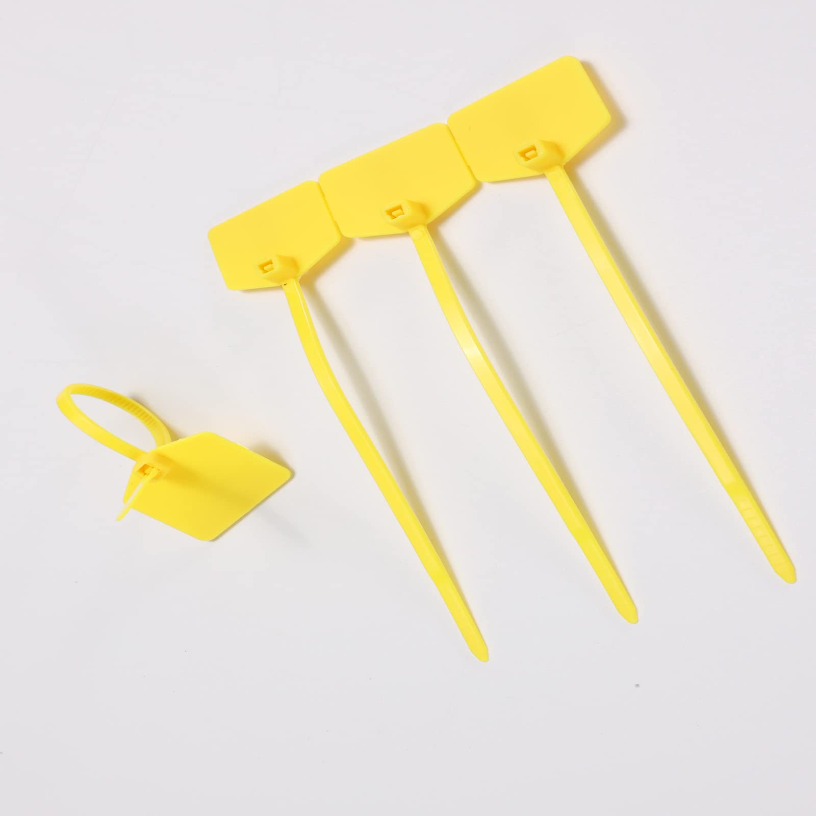 QINIYEK 200PCS Disposable Nylon Marker Cable Ties, Waterproof Shipping Tags,Self-Locking Marker Writable Cable Labels for Logistics,Home and Office Use(Yellow, 4.72 inch)