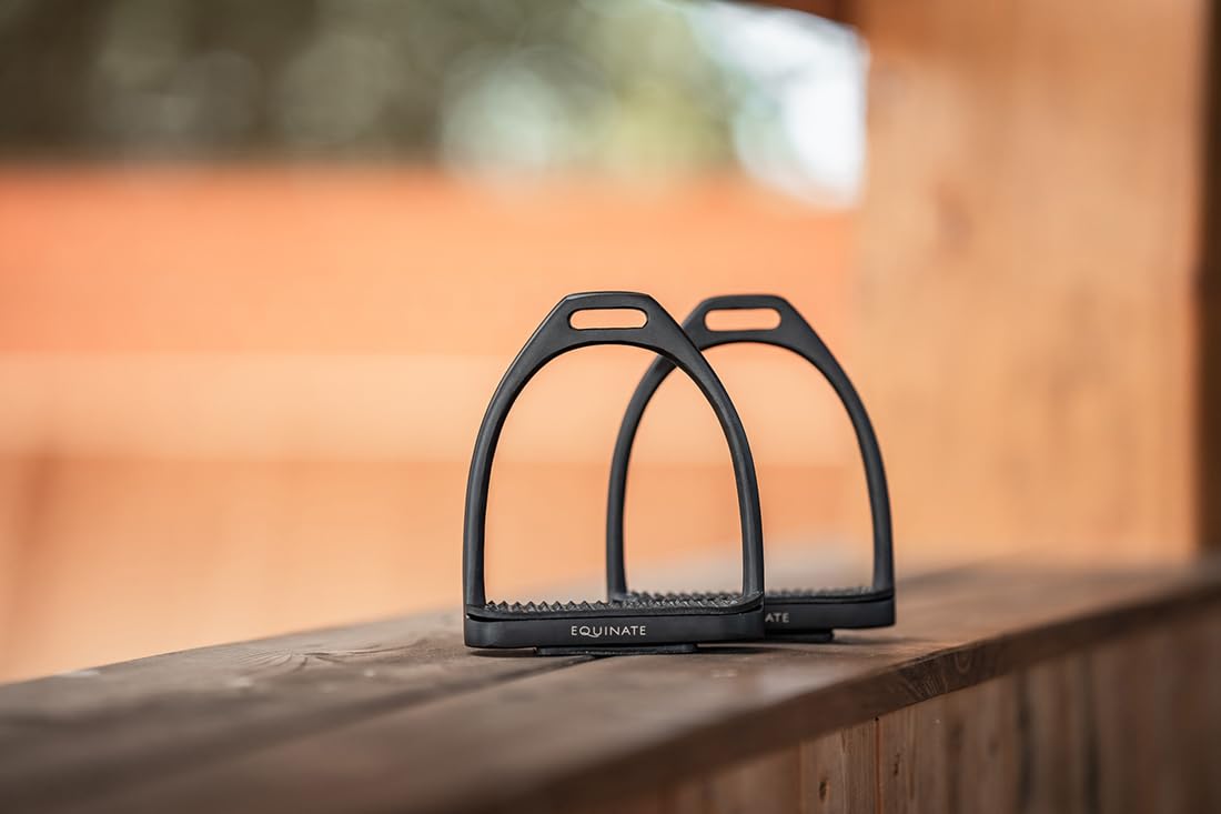 Equinate Steigbügel Midway 12cm Schwarz Matt - Mit Anti-Rutsch Trittfläche aus Gummi - Für Erwachsene und Kinder - 2 Stück