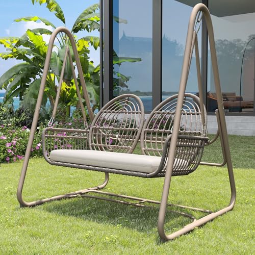 KOMHTOM - Columpio exterior de ratán de PE, Balancín de jardín de 2 plazas, muebles de jardín al aire libre, con cojín beige y soporte de columpio (beige marrón)