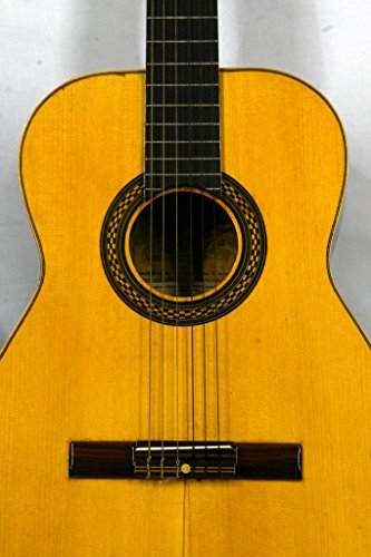 Musikalia VINTAGE Guitare Classique en palissandre modèle Melody, purfle à la table d’harmonie et riche mosaïque à la… - Les Beatles, Paul McCartney, John Lennon, RIngo Starr, George Harrison Musikalia VINTAGE Guitare Classique en palissandre modèle Melody, purfle à la table d'harmonie et riche mosaïque à la… – Image 6