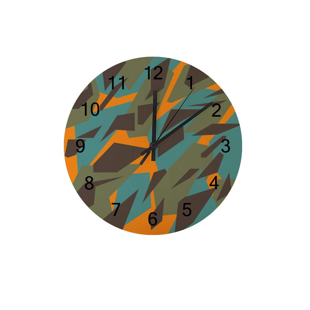 Horloge murale motif camouflage géométrique en bois pour un intérieur unique et apaisant