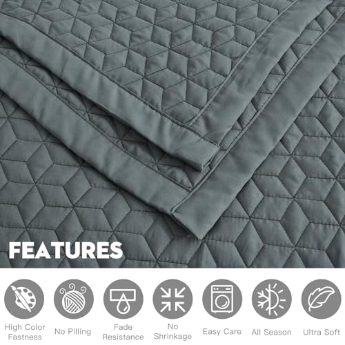Image of Oversized King Bedspread 128x120 Extra Wide, Diamond Geometric Quilt Set King /Cal King, Lightweight Reversible Coverlet, Straight Edge - Soft Contemporary Look, 5 Piece, Silver Grey