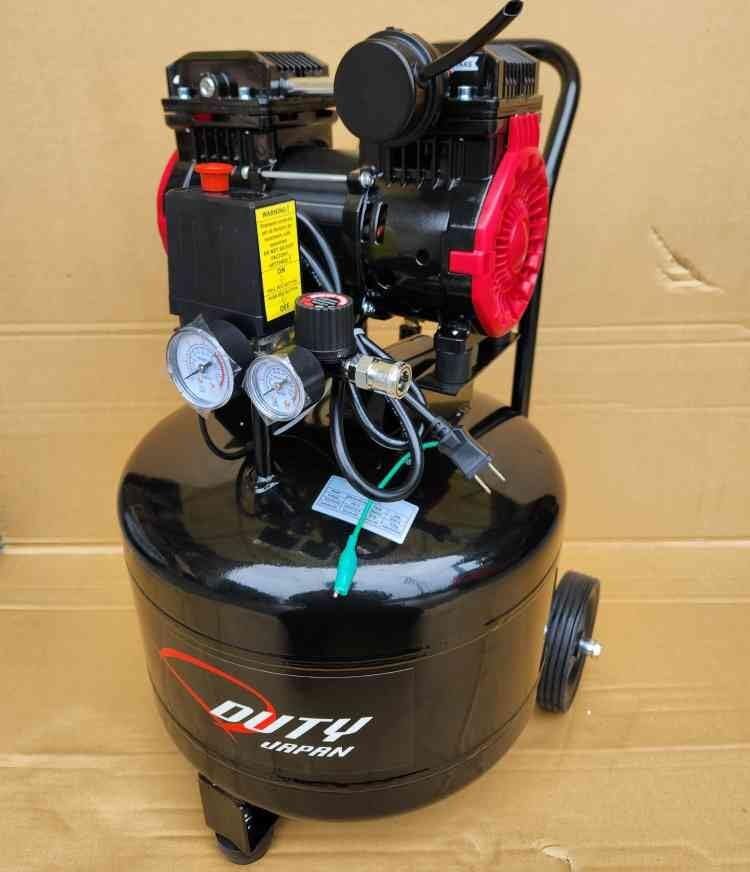 Amazon | ハイスピードモーター搭載 縦型オイルレスコンプレッサー 