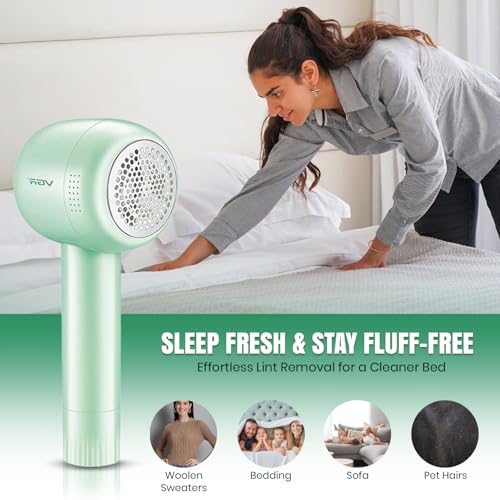 Image of VGR V-813 Professional Lint Remover for Clothes, Rechargeable Fabric Shaver with Stainless Steel Blades, USB Type-C Charging, Powerful Fuzz Remover for Sweater, Wool, Blanket & Furniture, Pastal Green