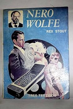 Paperback Tres testigos Book