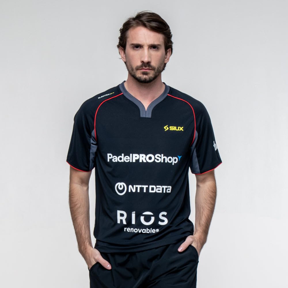 SIUX - Camiseta Electra x Stupa 26 A Hombre Negra - Camiseta de Pádel y Tenis para Hombre, Ropa Deportiva Oficial Franco Stupaczuk para Entrenamiento, Running y Pickleball