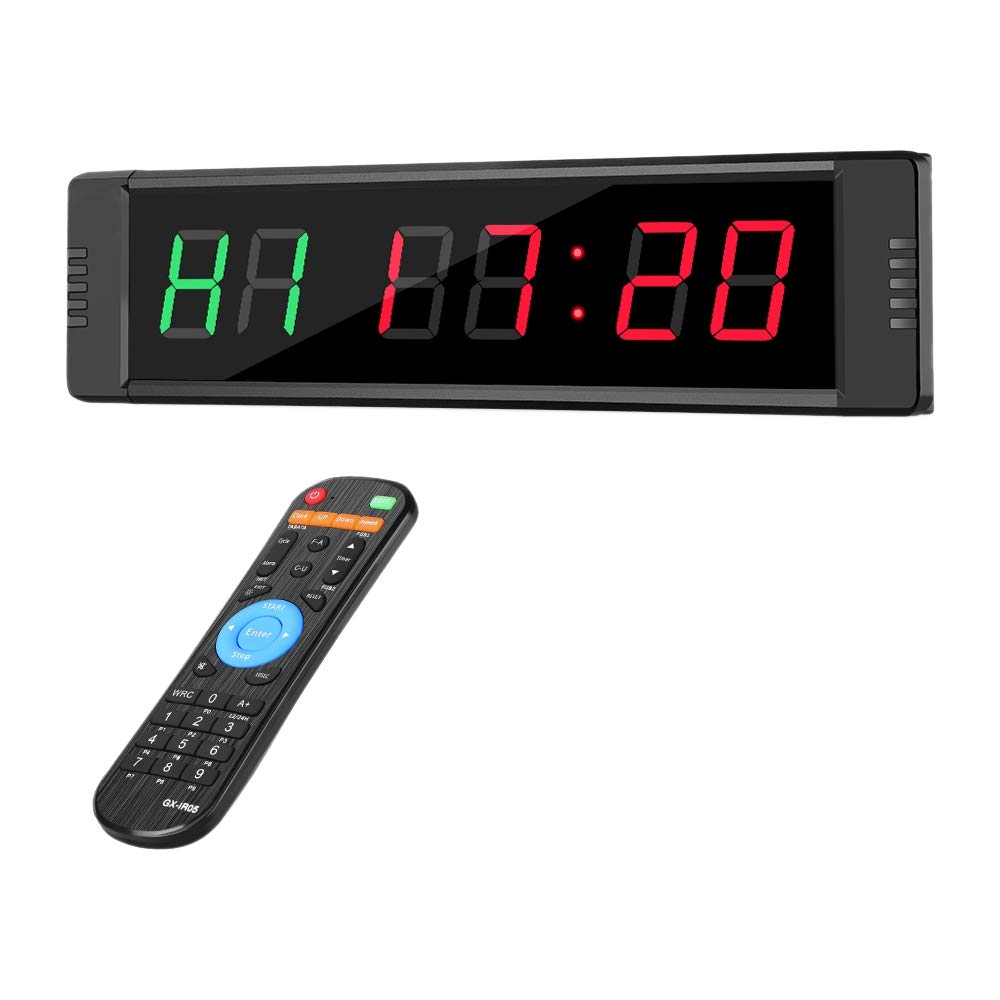 Horloge sport led dans votre home gym pour structurer vos séances de fitness quotidiennes