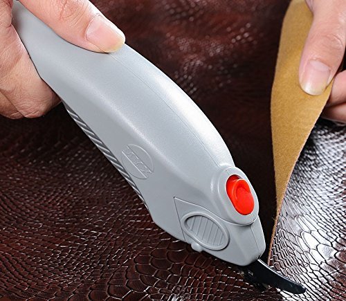 CGOLDENWALL MYX-1 - Herramienta de corte de tela eléctrica de mano para alfombras, cuchillo, máquina de cortar de tela, tijeras de cuero, tijeras de 100-240 V, 50/60 Hz (1 batería + una hoja + b)