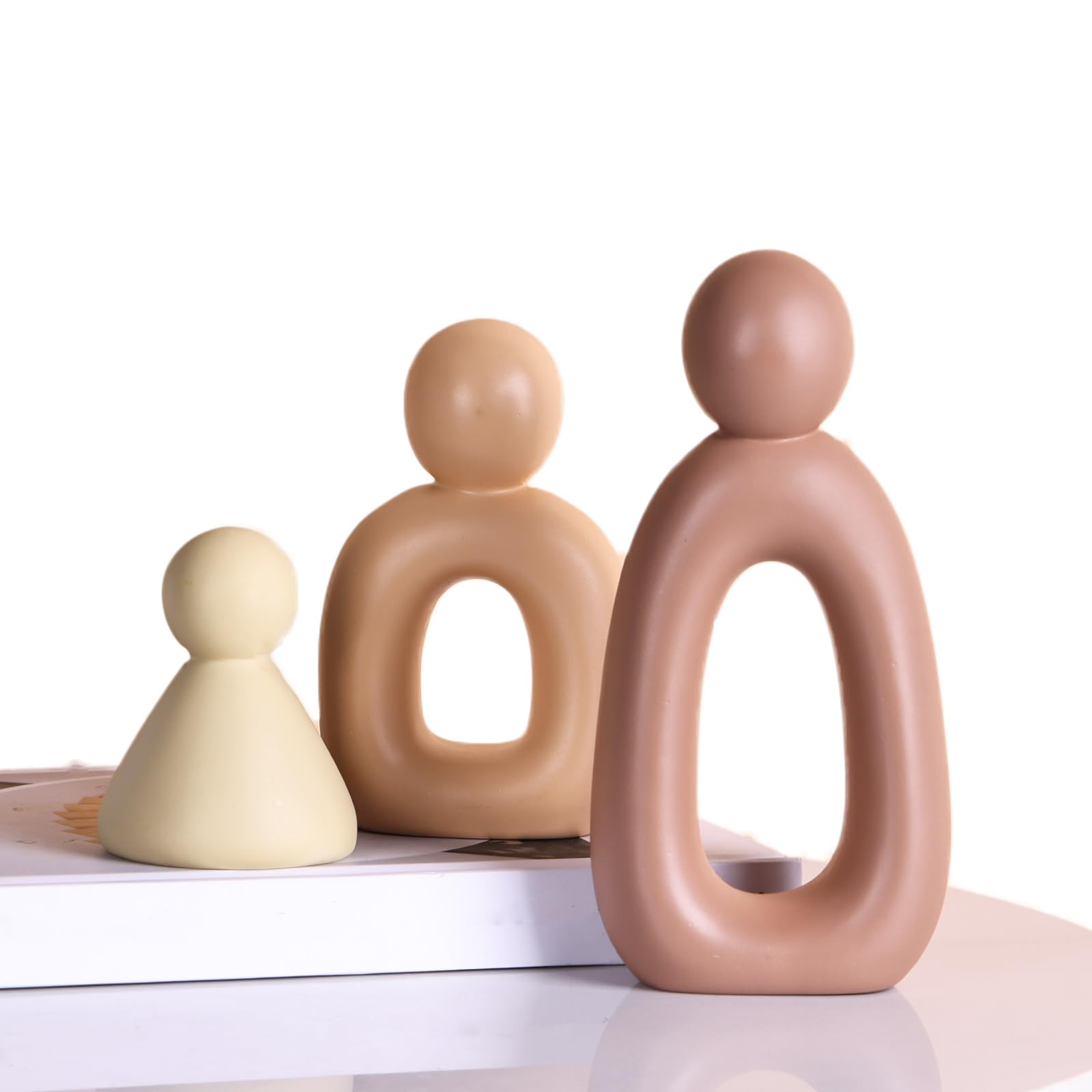 3-Piece Abstract Family of 3 Figurines Home Decor Living Room TV Stand Decor Book Shelf Decor Knick Knacks