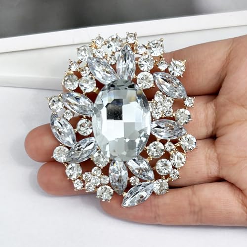 Image of Flower Brooch Pin Costume Jewelry Accessory Gold Tone