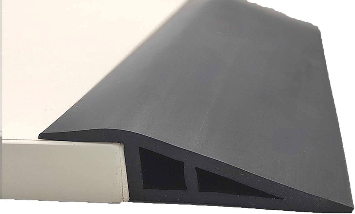 Bande de seuil de porte autocollante en caoutchouc (1 m-10 m) – Pinces pour pentes de 5 à 10 mm de hauteur – Solution durable de transition de tapis