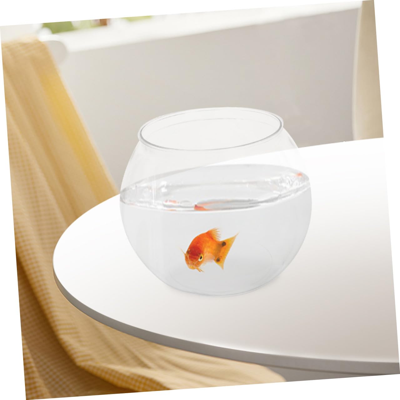 DOITOOL Tisch Aquarium Transparent Mittlere Größe aus Robustem Kunststoff Kugelförmige Fischschale als Schreibtischdekoration Mikrolandschafts Aquarium für Goldfisch und Zucht