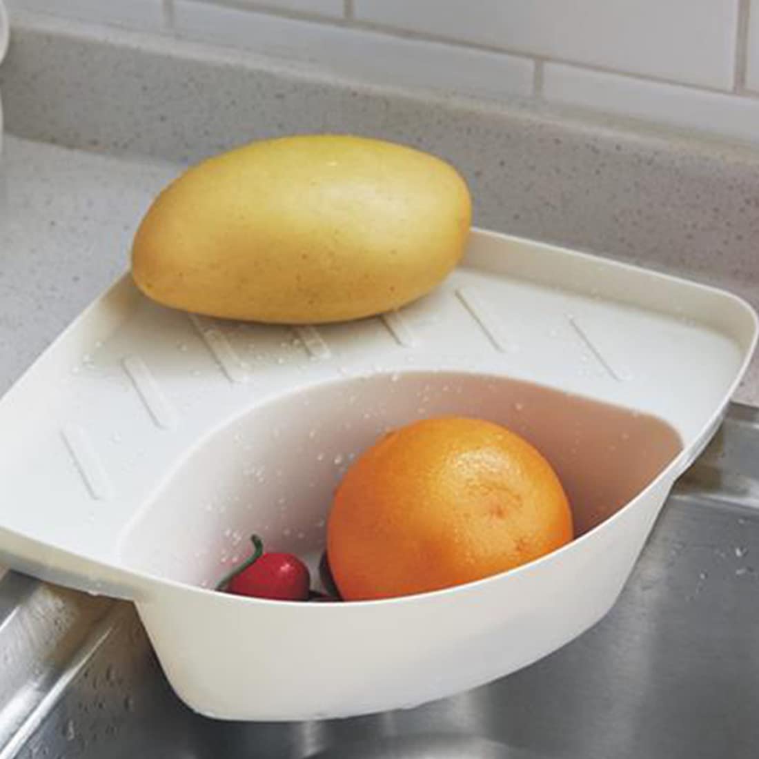 driehoekige keuken gootsteen filter, keuken gootsteen voedsel afvoer mand, keuken opslag Rack met zuignap, voedsel afvoer mand voor het wassen van groenten fruit