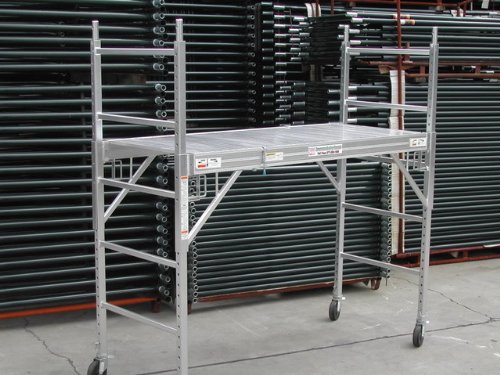 Cbm Scaffold Aluminum Rolling Tower Standing At 12' Height With Hatch Deck Guard Rail U Lock #TOP2
