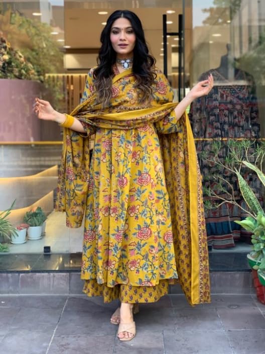 Image of Yashika Women Cotton Blend Floral Printed Kurta Plazzo Set with Dupatta Suitable For Every Indian Occasion