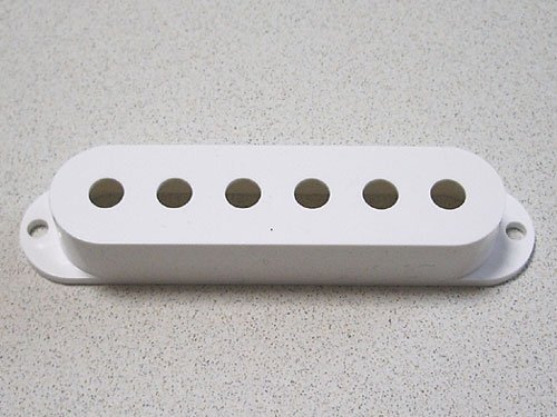 【日本製】ピックアップカバー ストラトキャスター等シングルピックアップ用 ホワイト ミリ規格 一部USAにも使用可能