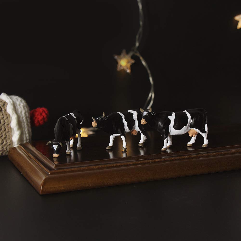 Evemodel 12pcs Modello Treni O Scala Fattoria Zoo Animali Figure Giocattoli 1:43 Verniciato PVC Nero Bianco Mucche Ferrovia Diorama AN4301