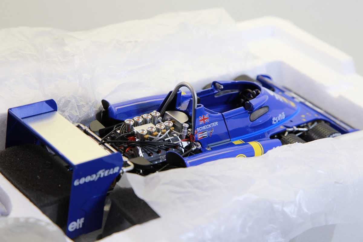 Amazon | 限定1500台 TSM トゥルースケールミニチュアズ 京商 1/18 