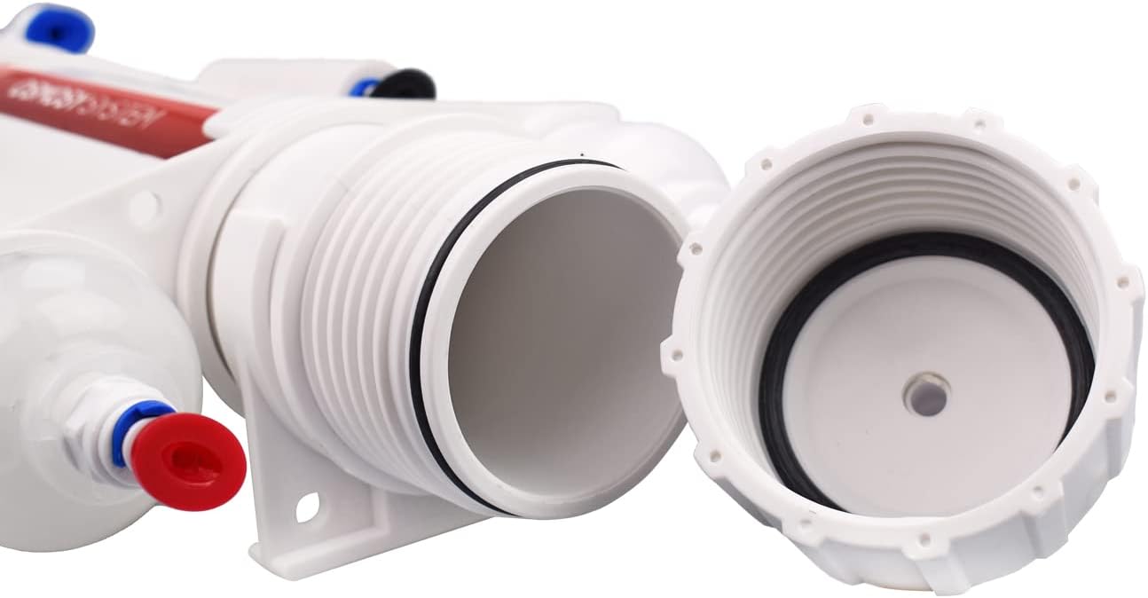 Open filter housing of the AQPET Osmosy 3 system, showing the interior for membrane replacement