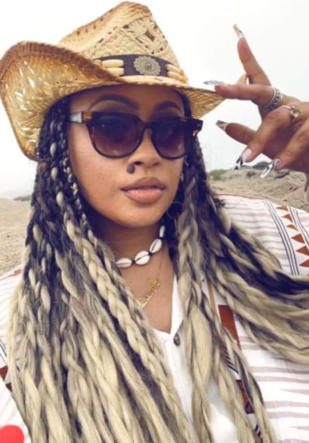 TOVOSO Straw Cowboy Hat for Women and Men with Shape-It Brim, Western Cowboy Hat, Orange/Beads - Tea Stain - Image 5