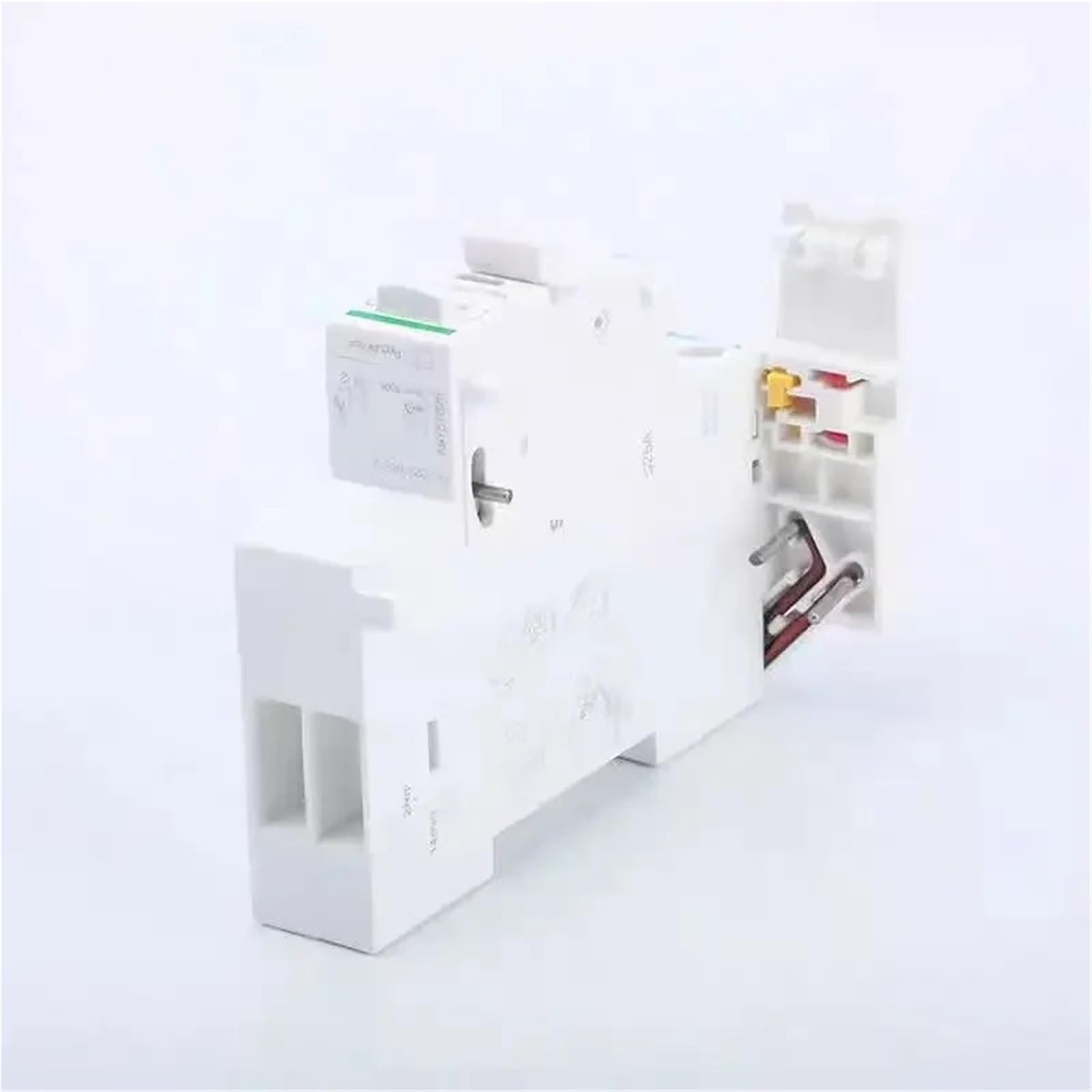 Elektryczny mini wyłącznik 1P+N z zabezpieczeniem przed wyciekiem 30 mA ELE 6A 10A 16A (25A) 1 szt