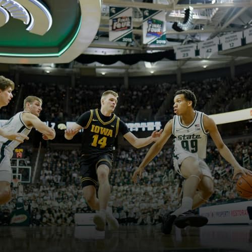 Hawks humbled vs. Michigan State | Women still perfect at 8-0 preparing for Big Ten play copertina