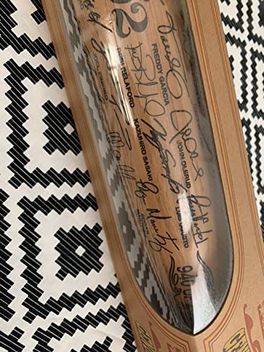 新品未使用未開封/シアトルマリナーズ記念バット/イチロー/佐々木/野球/サイン 中古 MLB シアトル・マリナーズ 記念バット 2002年 イチロー
