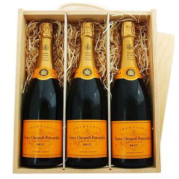 Veuve Clicquot Yellow Label Brut Champagne in Wooden Box NV 3 x 75cl (Case of 3) Cover