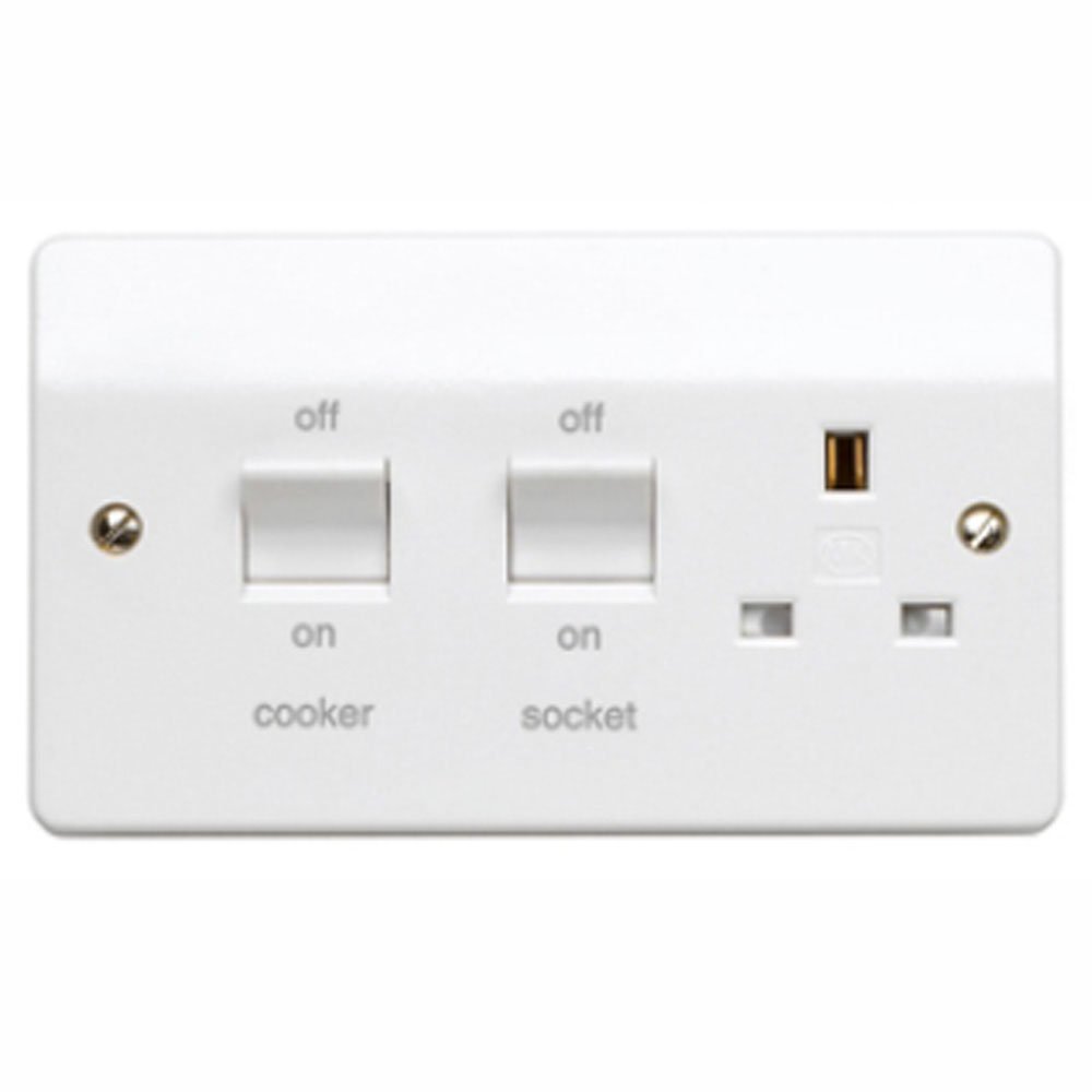 Mk White 45A Double Pole Cooker Switch & Switchsocket Outlet