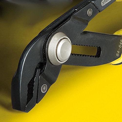 Pince multiprise FatMax à bouton pushlock pour un serrage précis et sans effort