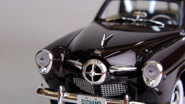 1950 Studebaker Champion Starlight Coupe 1:18 Diecast miniatura 7